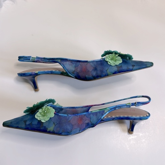 Betsey Johnson Blue Audree Floral Mesh Slingback Kitten Heels size 9 - Picture 3 of 8